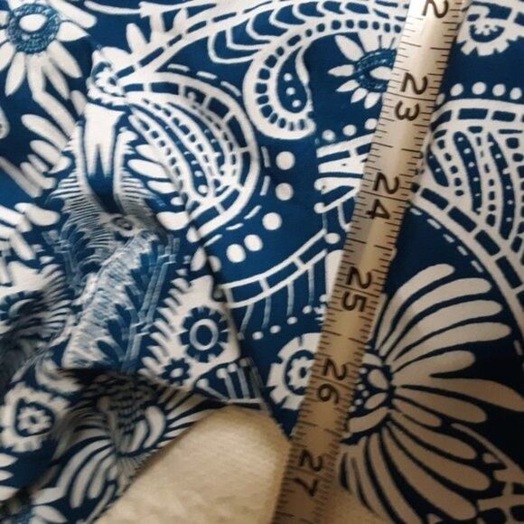 Denim 24/7 Tunic Blue Flower Motif Top Plus size 24W - Picture 7 of 12